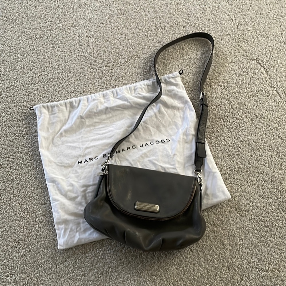 Marc Jacobs Gray Leather Crossbody Bag